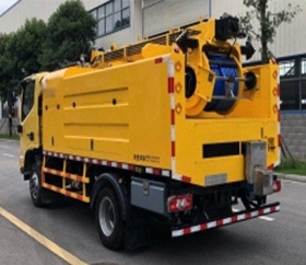 挖掏疏通车